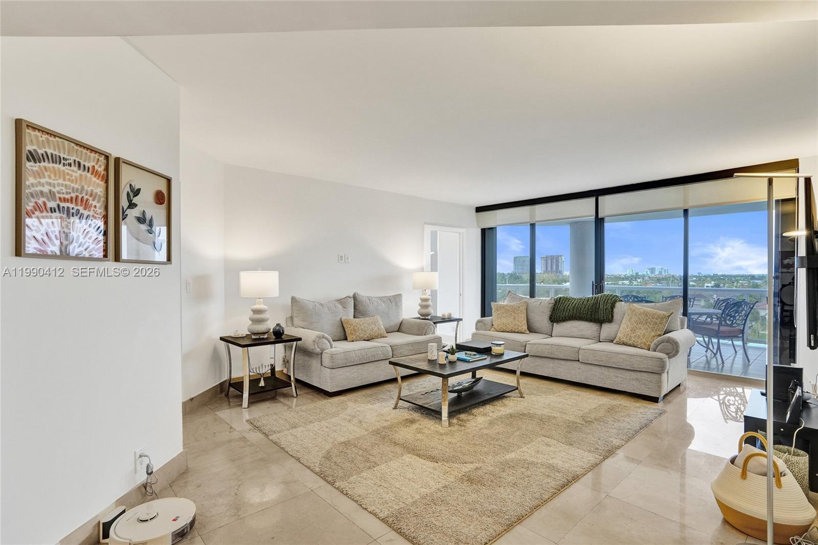 3598 Yacht Club Dr # 702, Aventura FL 33180 photo 4