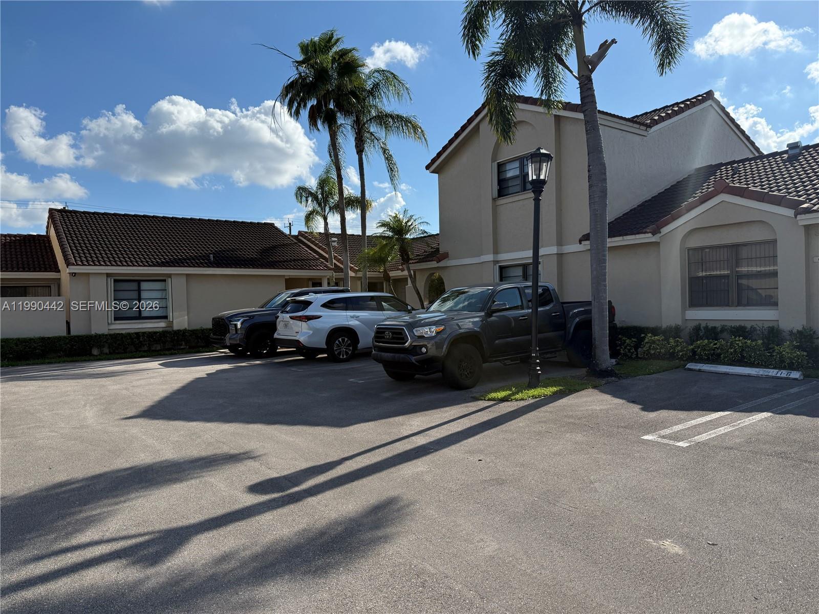 6360 NW 170th Ter, Hialeah FL 33015