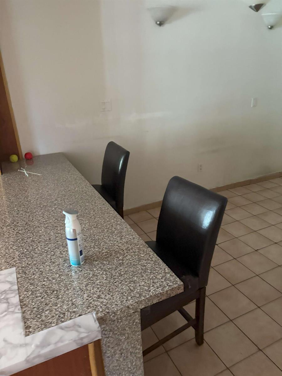 1538 NW 15th Avenue, Miami FL 33125 photo 2