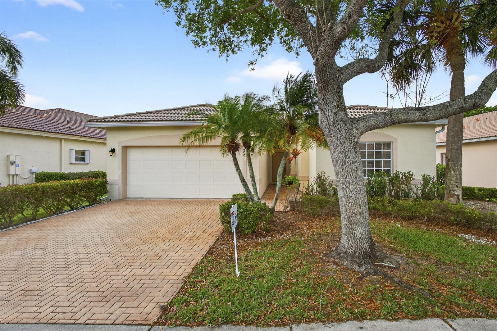 8600 Pine Cay, West Palm Beach FL 33411 photo 3