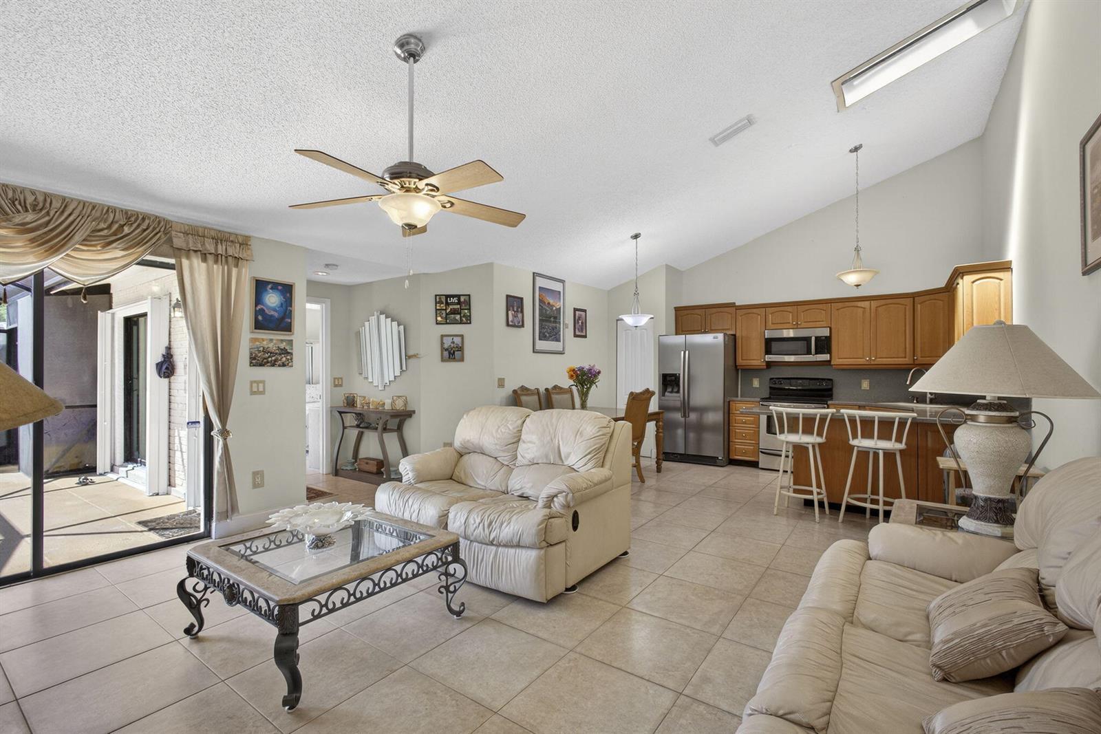 5662 Golden Eagle Circle, Palm Beach Gardens FL 33418 photo 3