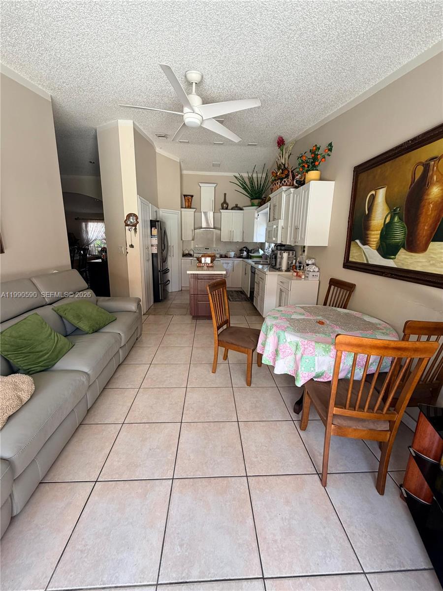 12855 NW 7, Miami FL 33182 photo 5