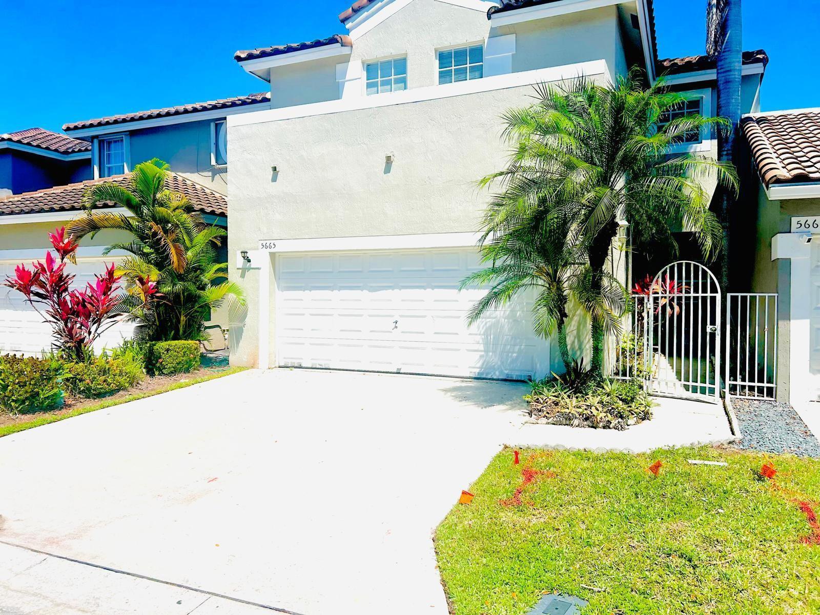 5665 NW 117th Avenue, Coral Springs FL 33076 photo 2
