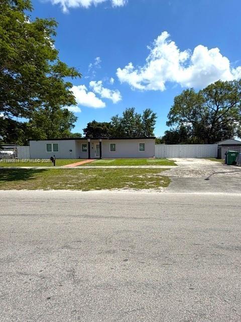 15825 E Bunche Park Dr, Miami Gardens FL 33054 photo 2
