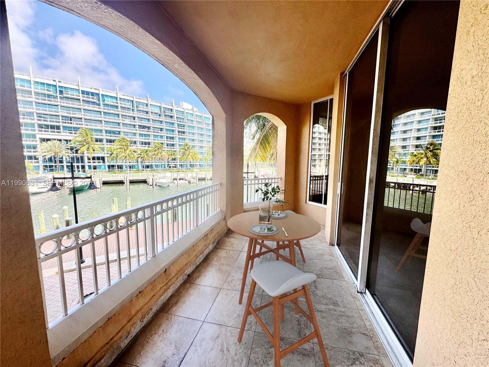 3001 NE 185th St # 213, Aventura FL 33180