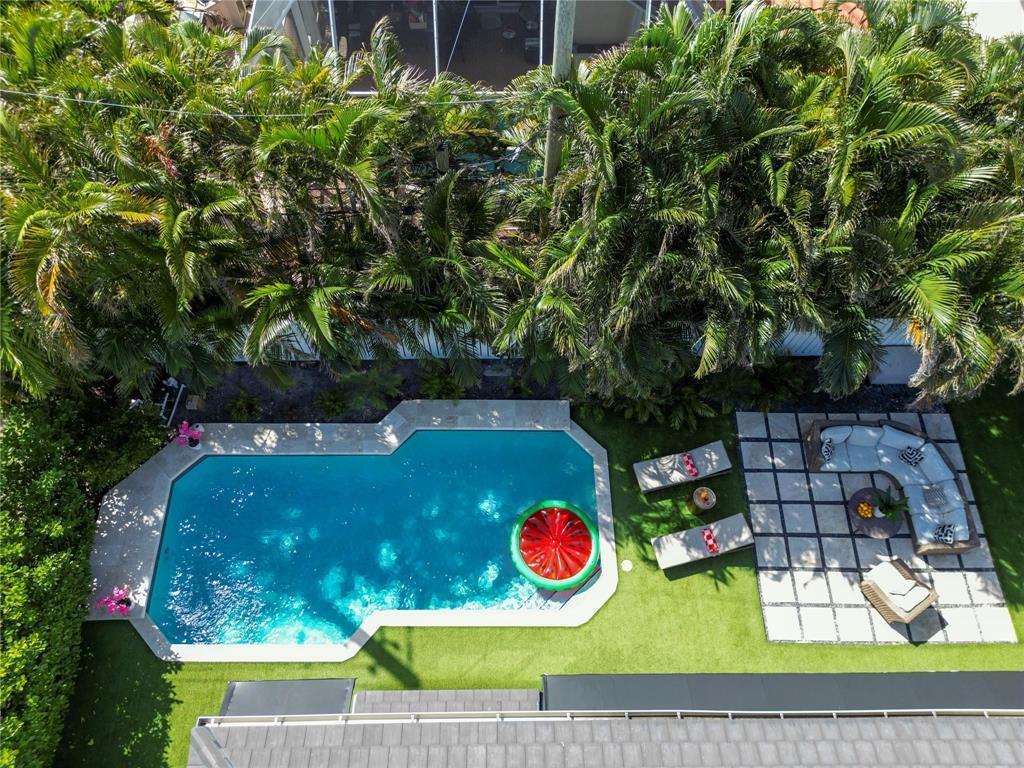 222 N Tradewinds Avenue, Lauderdale By The Sea FL 33308 photo 2
