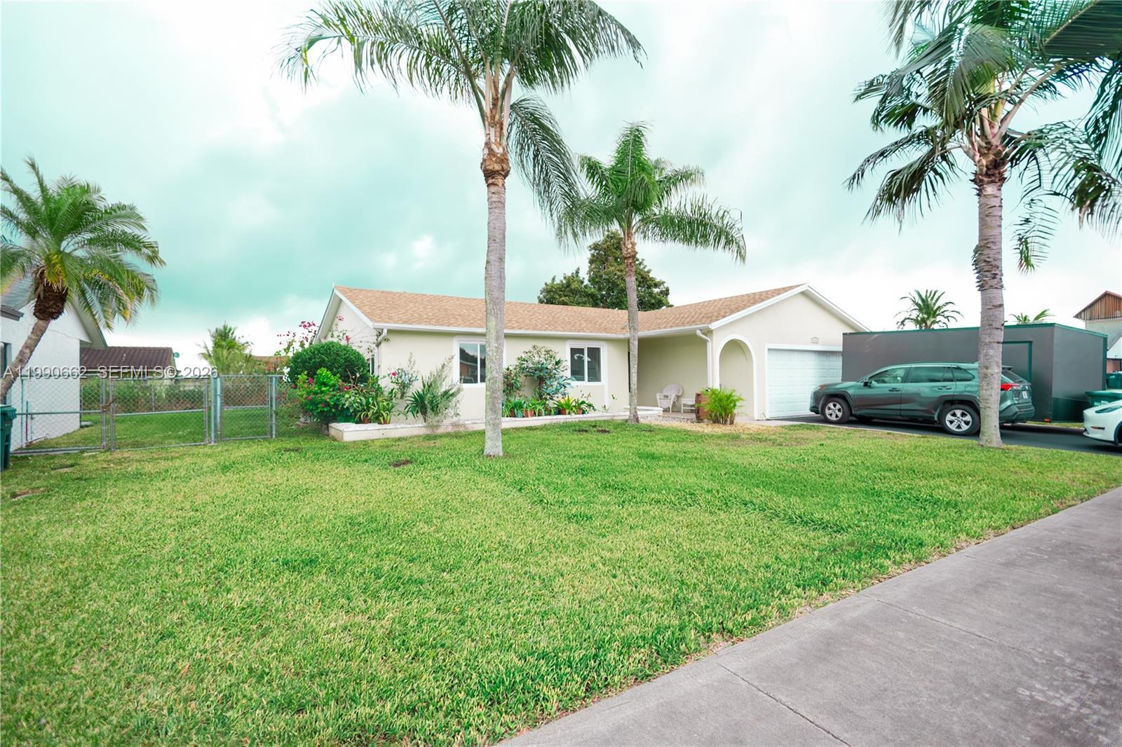 26581 SW 122nd Ct, Homestead FL 33032 photo 2