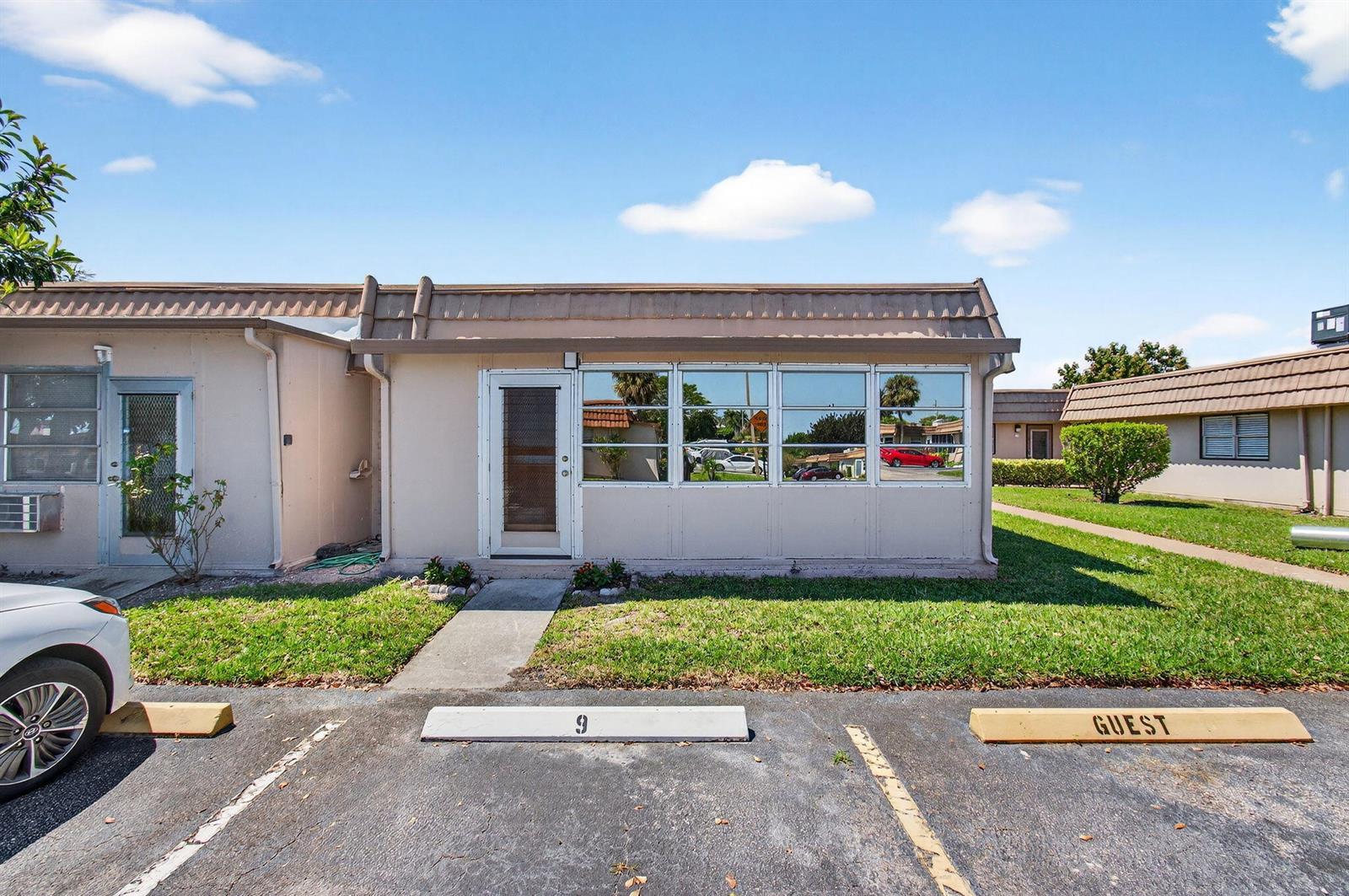 225 Seville Boulevard # J, Delray Beach FL 33446 photo 2