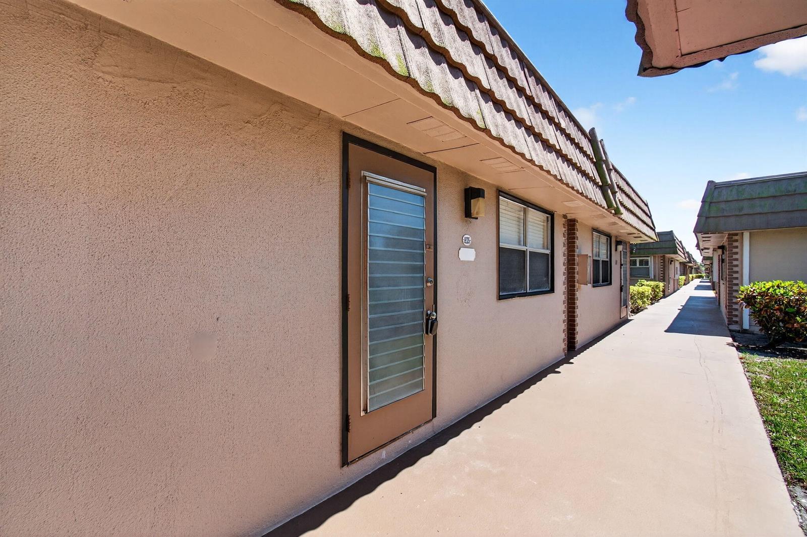 225 Seville Boulevard # J, Delray Beach FL 33446 photo 3