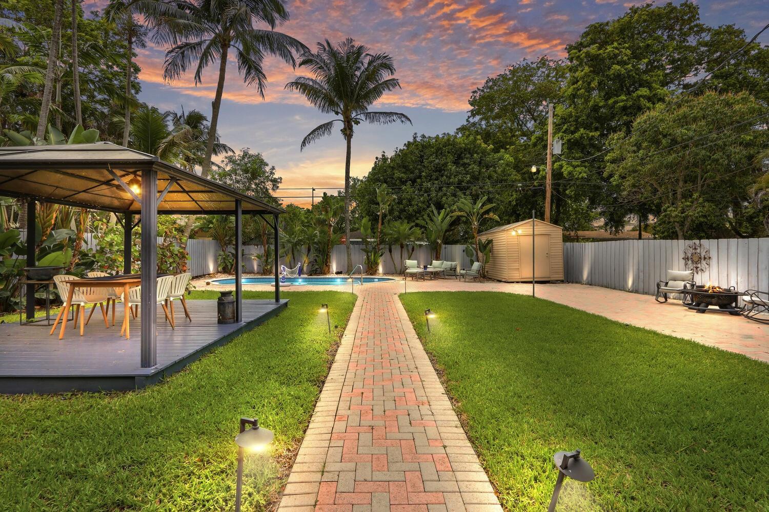 720 NE 7th Street, Pompano Beach FL 33060