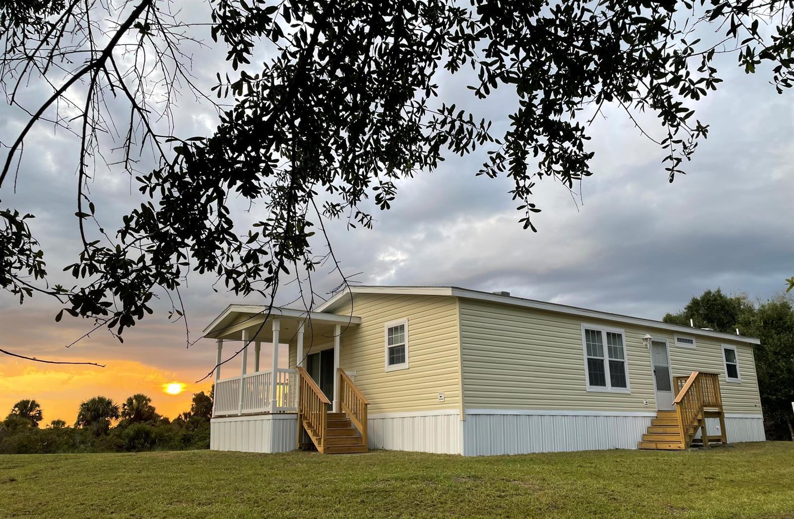 18459 NW 260th Street, Okeechobee FL 34972 photo 2