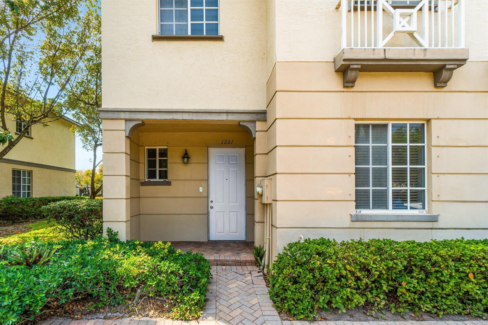 1221 Abaco Lane, Riviera Beach FL 33404 photo 4