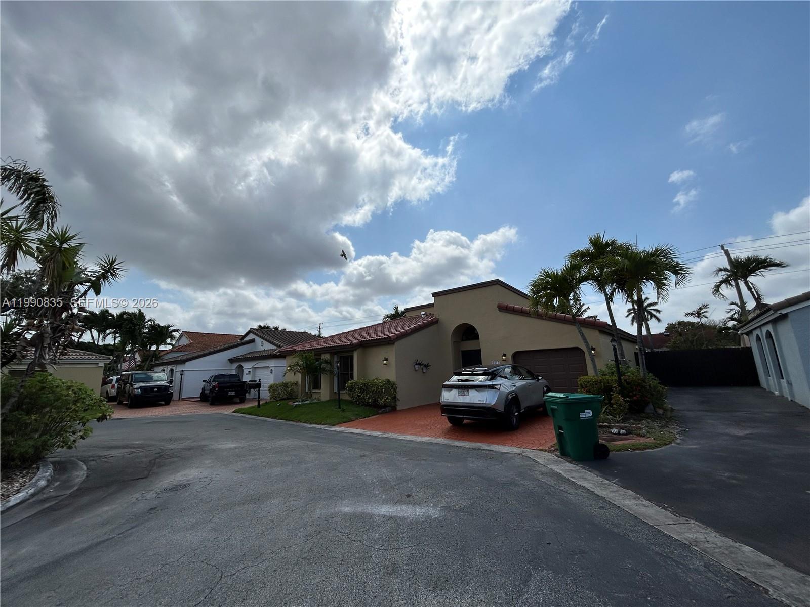 8910 SW 4th Ln, Miami FL 33174 photo 5