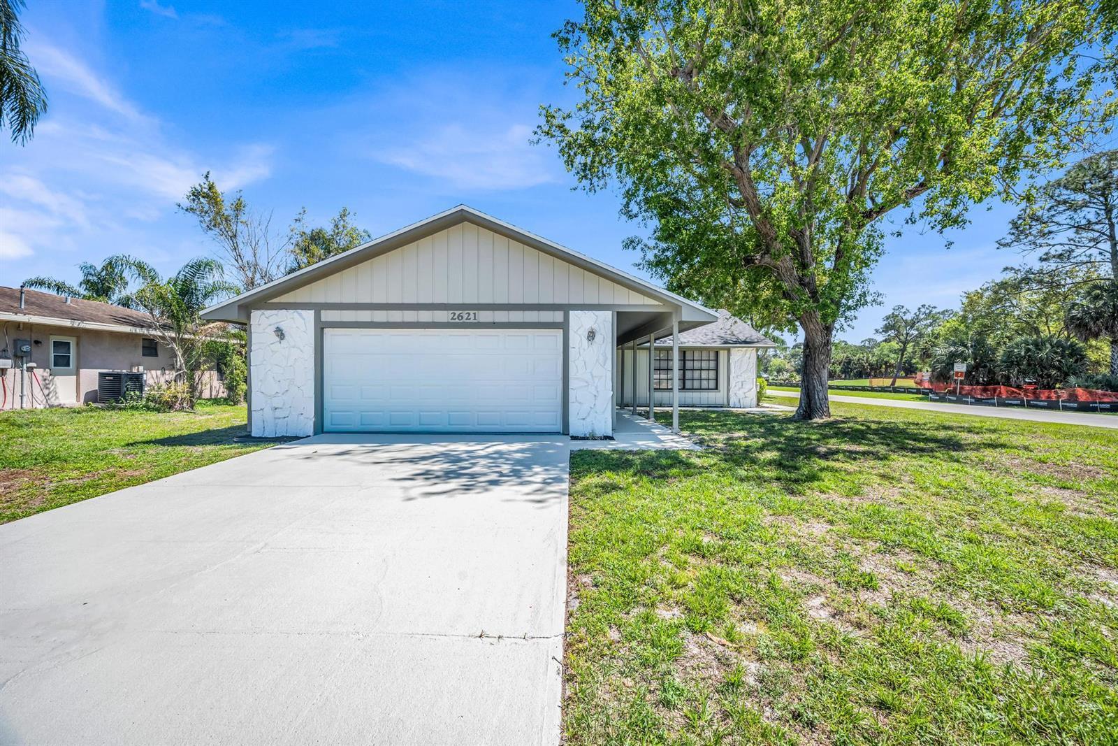 2621 SE Westmoreland Boulevard, Port St. Lucie FL 34952 photo 2