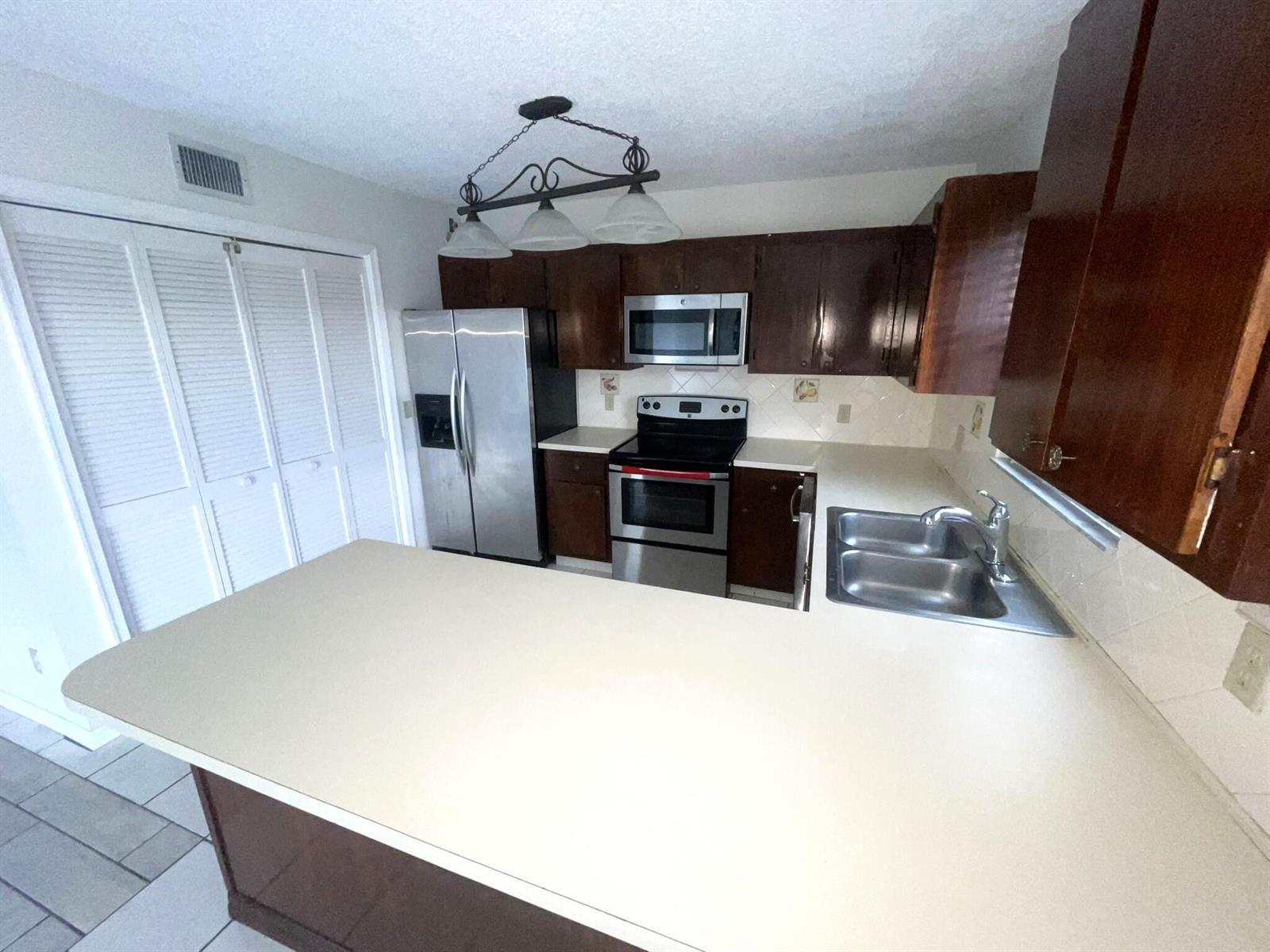 5924 Longbow Lane # 7, West Palm Beach FL 33415 photo 2