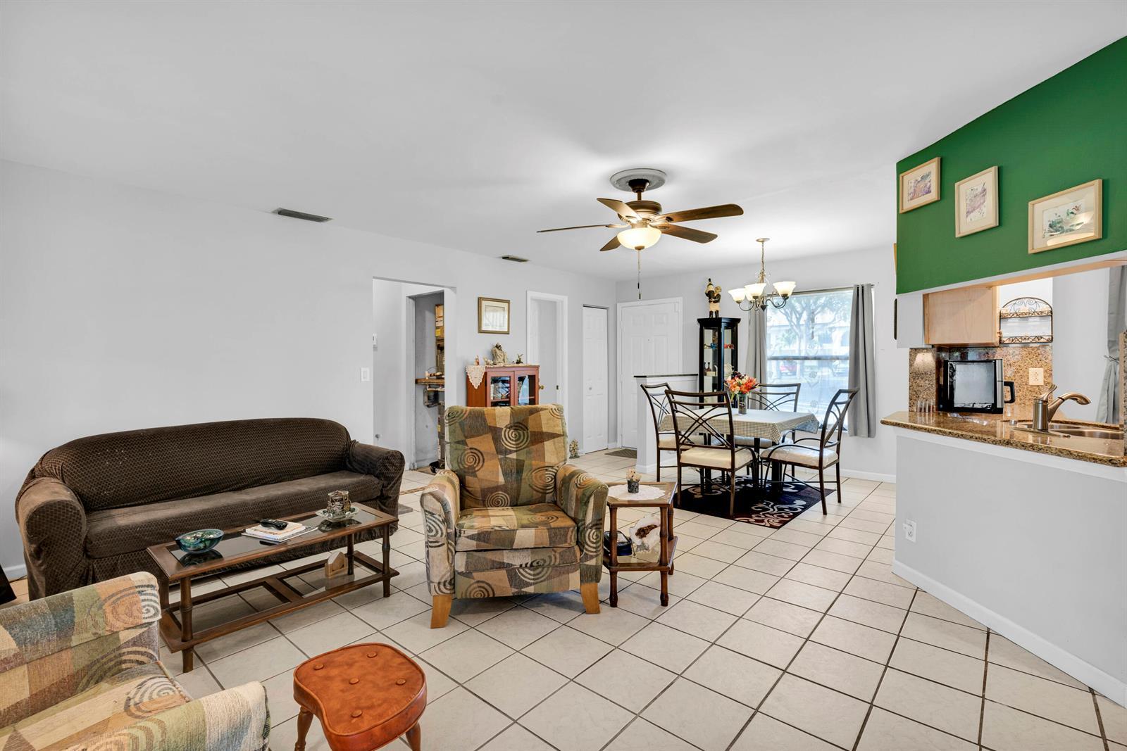 3 Vía De Casas Sur # 102, Boynton Beach FL 33426 photo 5
