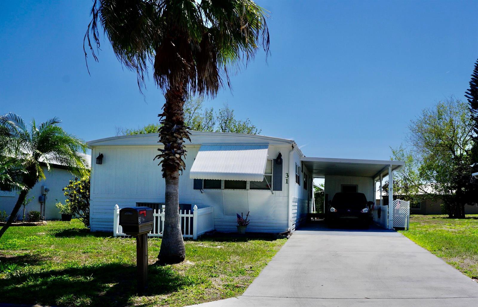 31 Mediterranean Boulevard N, Port St. Lucie FL 34952 photo 2