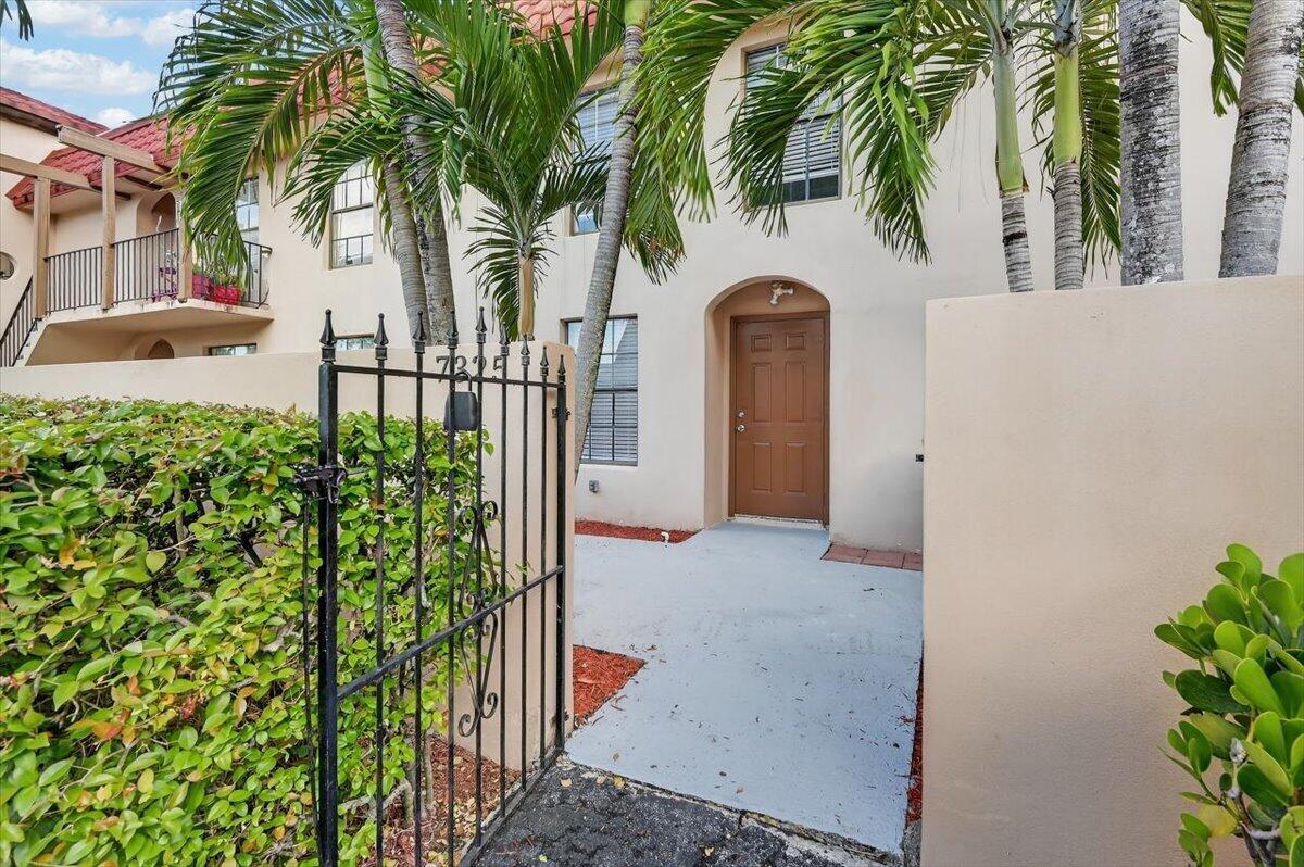 7325 SW 26th Court # 22, Davie FL 33314 photo 3
