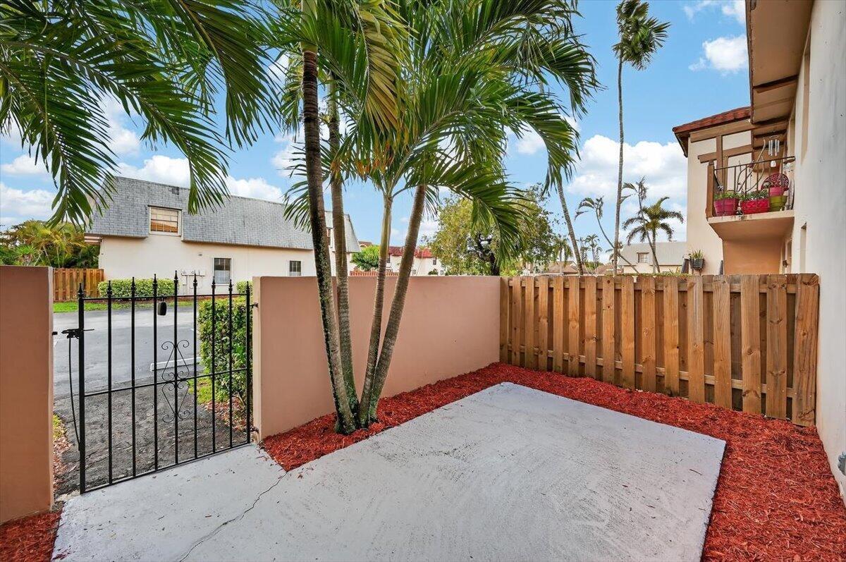 7325 SW 26th Court # 22, Davie FL 33314 photo 5