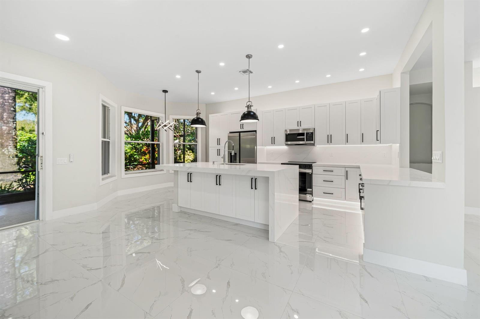 11431 Lanai Lane E, Boynton Beach FL 33437