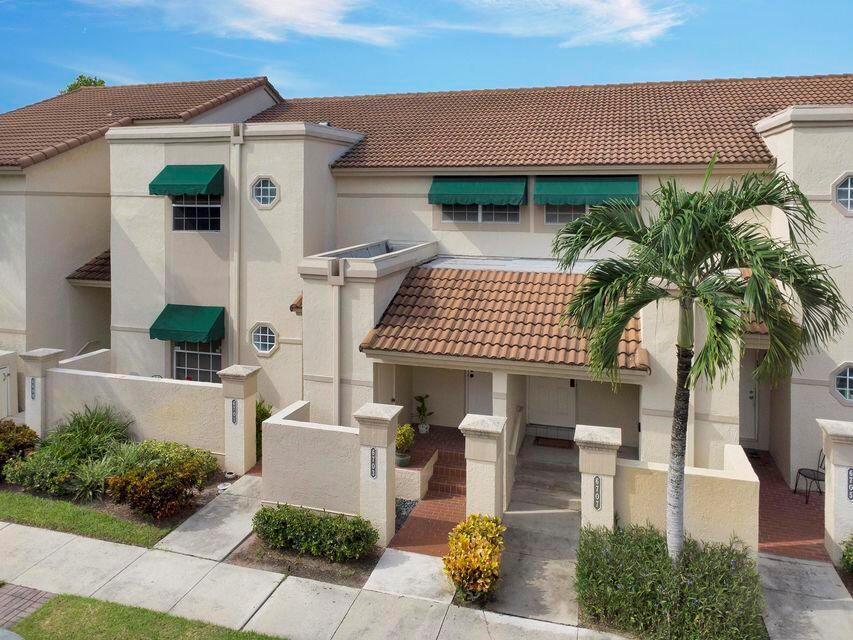 6703 Via Regina, Boca Raton FL 33433