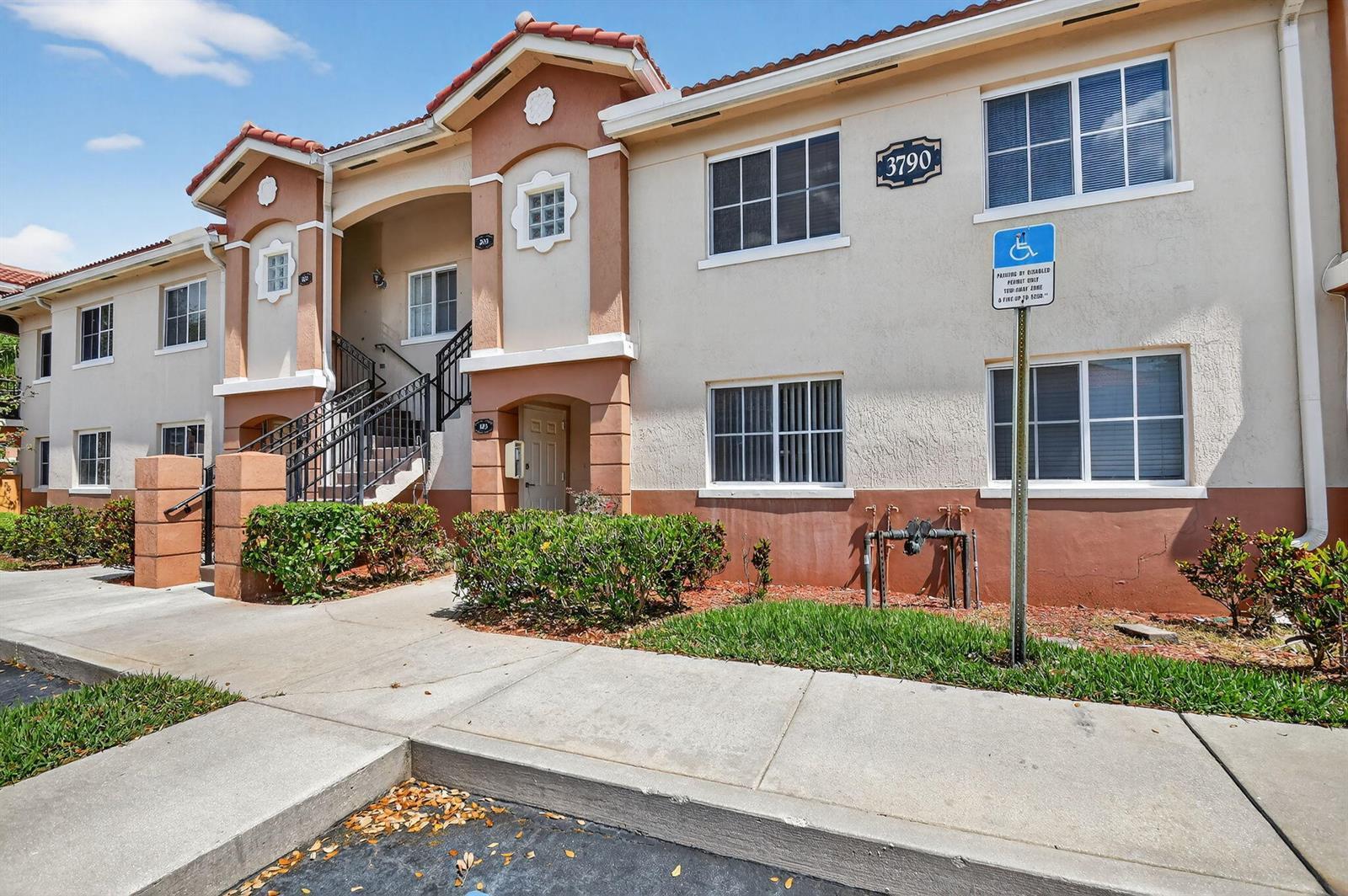 3790 N Jog Road # 203, West Palm Beach FL 33411 photo 2