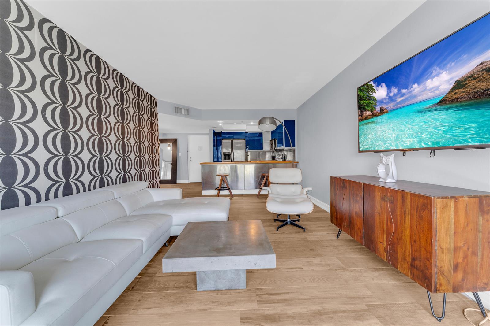 3004 NE 5th Terrace # c, Wilton Manors FL 33334 photo 4