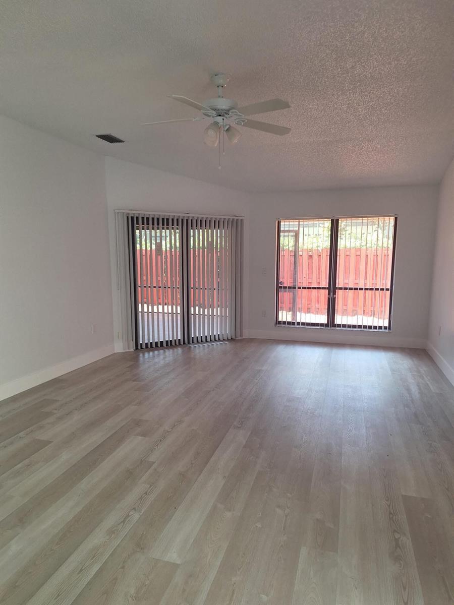 9561 NW 18th Court, Plantation FL 33322 photo 3