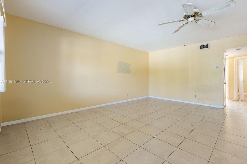 270 Layne Blvd # 207, Hallandale Beach FL 33009 photo 3