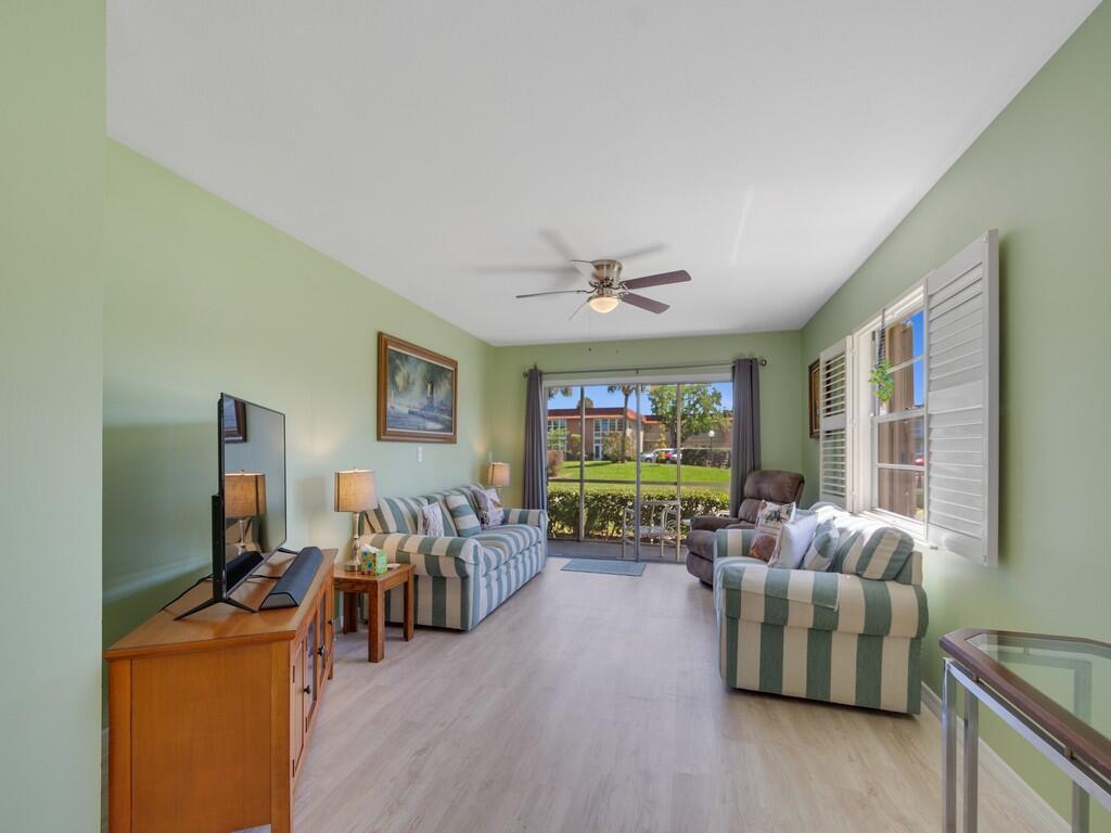 95 Spring Lake Drive # 101, Vero Beach FL 32962 photo 4