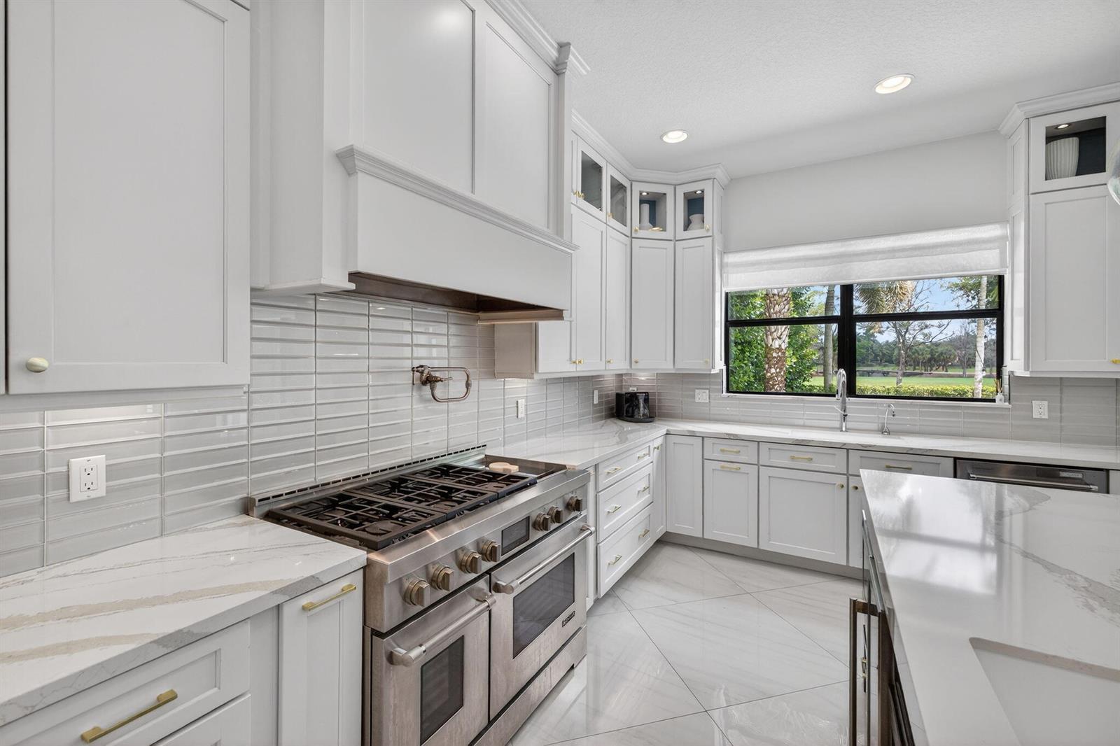 8222 Bradford Way, Parkland FL 33076 photo 5