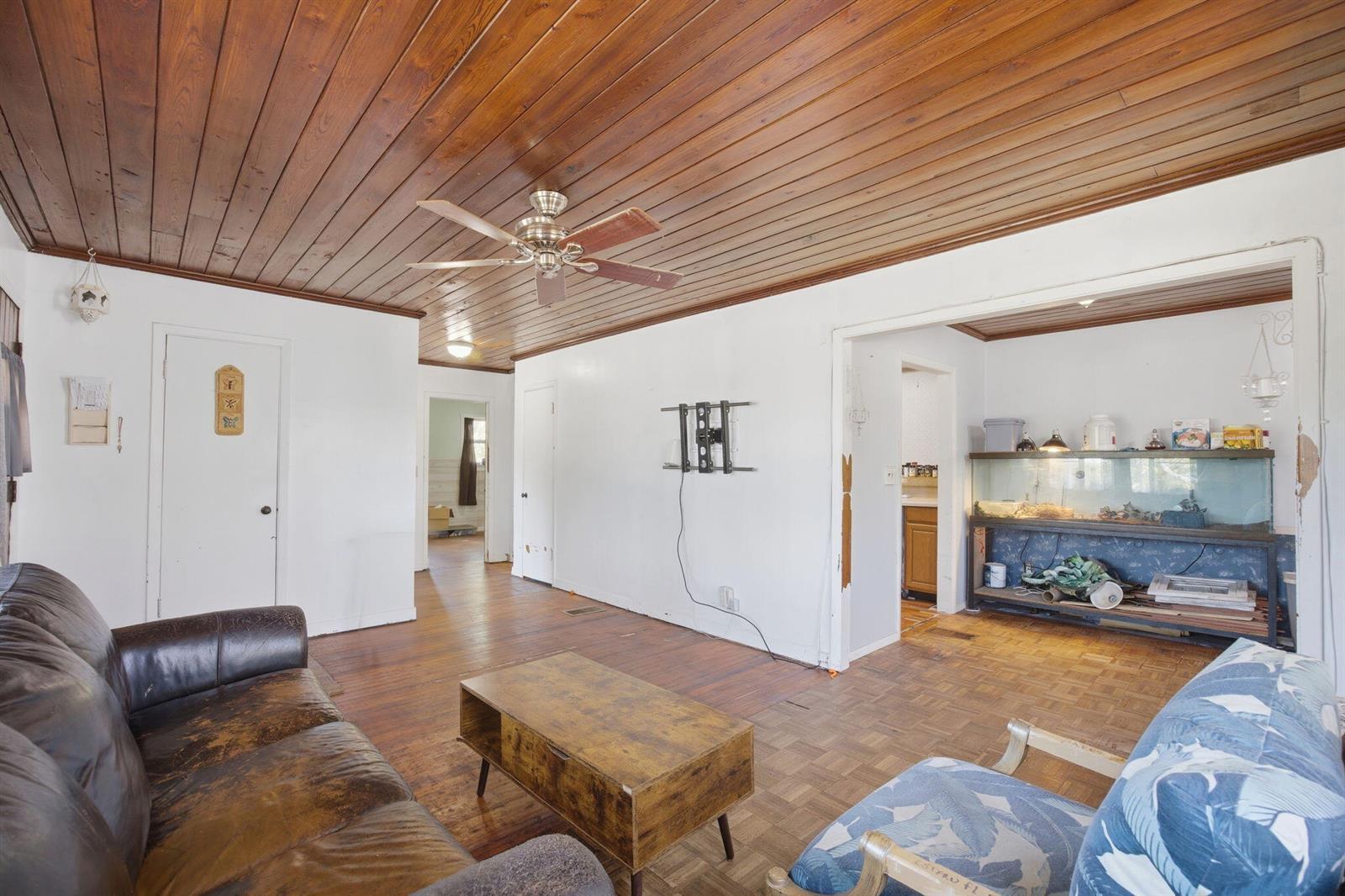 1306 17th Place, Vero Beach FL 32960 photo 5