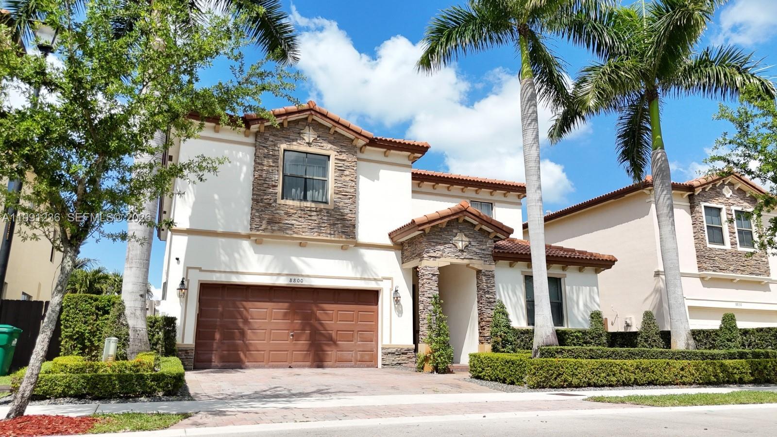 8800 NW 98th Ct, Doral FL 33178 photo 2