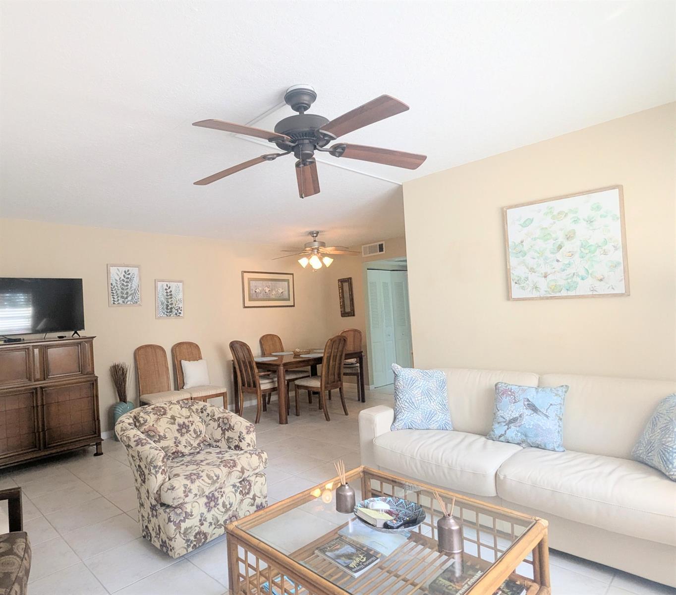 216 Andover I, West Palm Beach FL 33417 photo 3