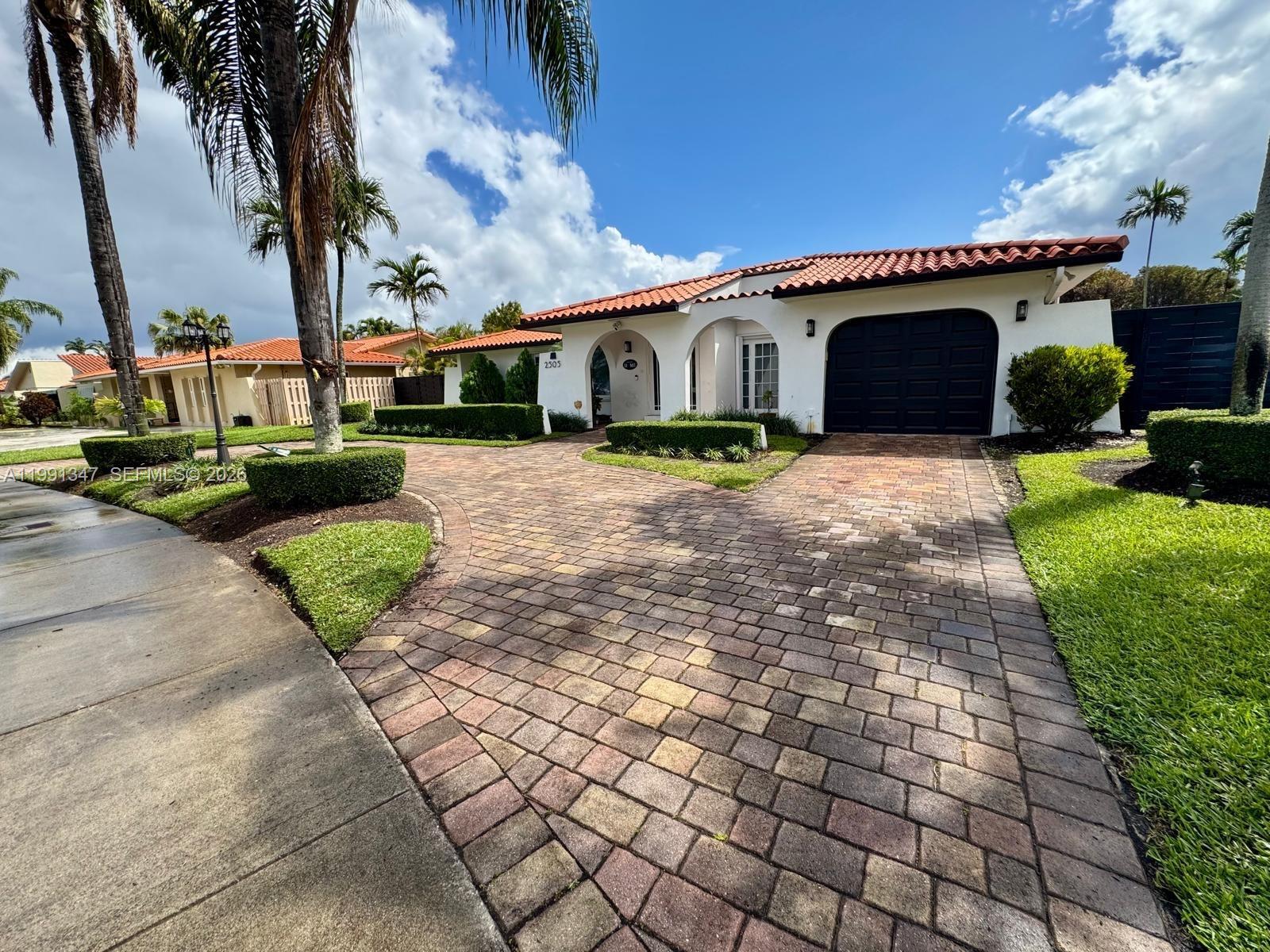 2505 SW 126th Ave, Miami FL 33175 photo 2