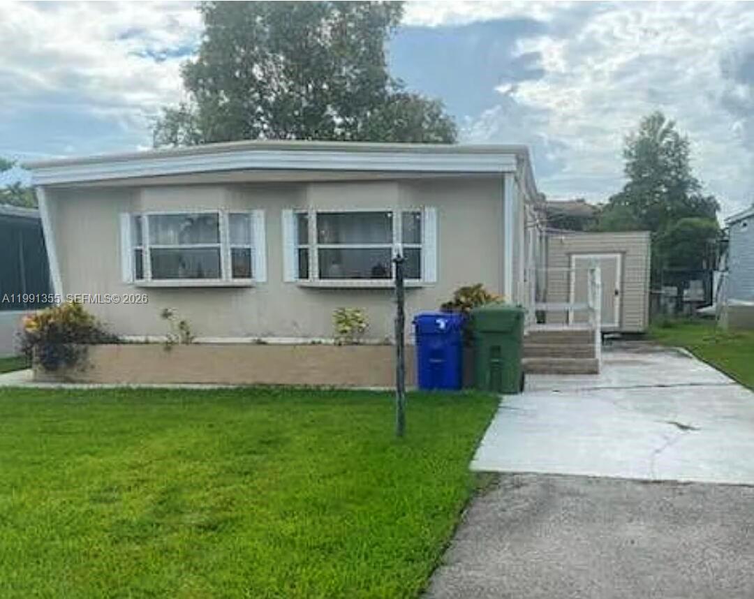21730 NW 8th Ct, Pembroke Pines FL 33029 photo 2