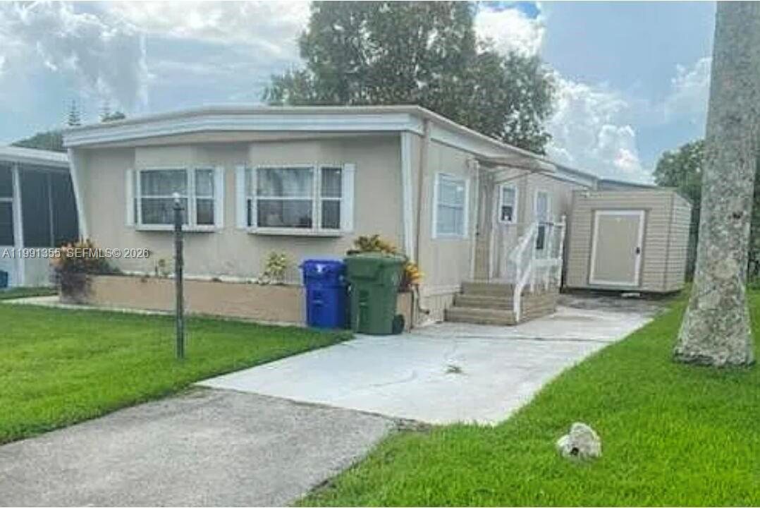 21730 NW 8th Ct, Pembroke Pines FL 33029