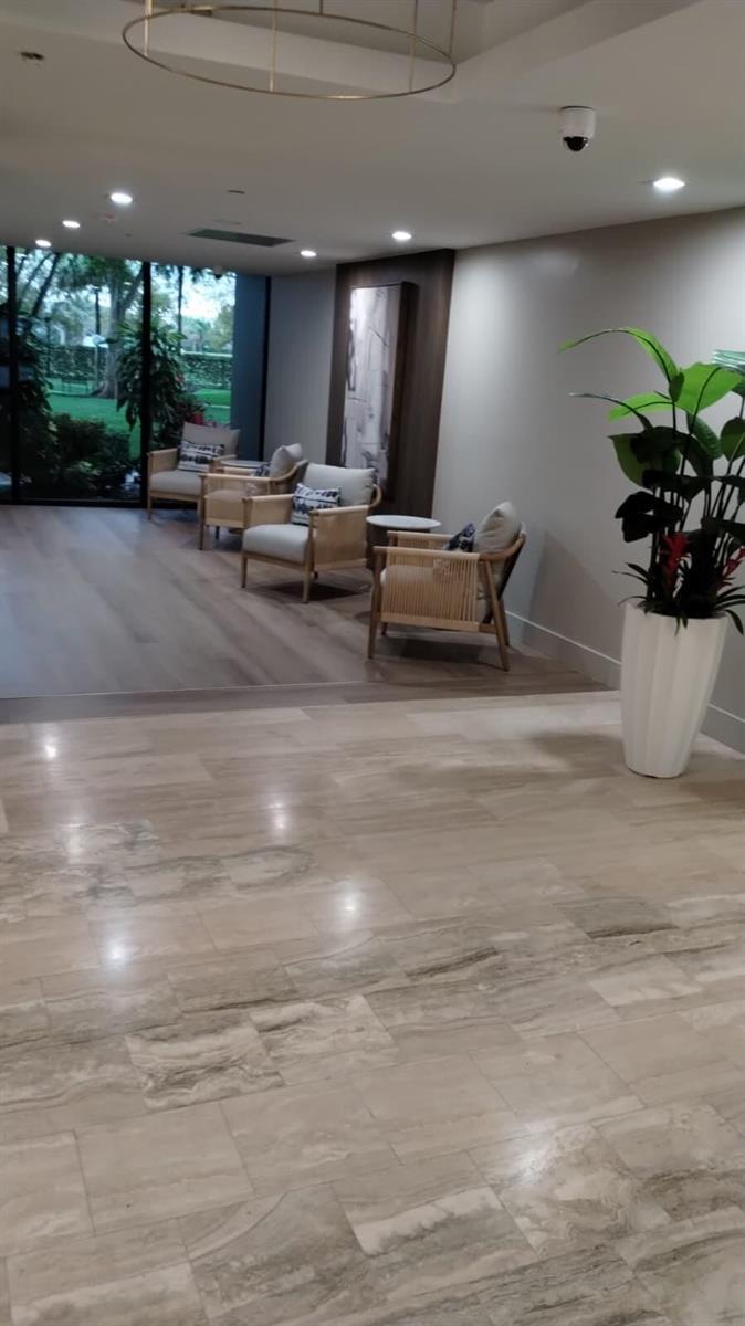 4200 Hillcrest Drive # 707, Hollywood FL 33021