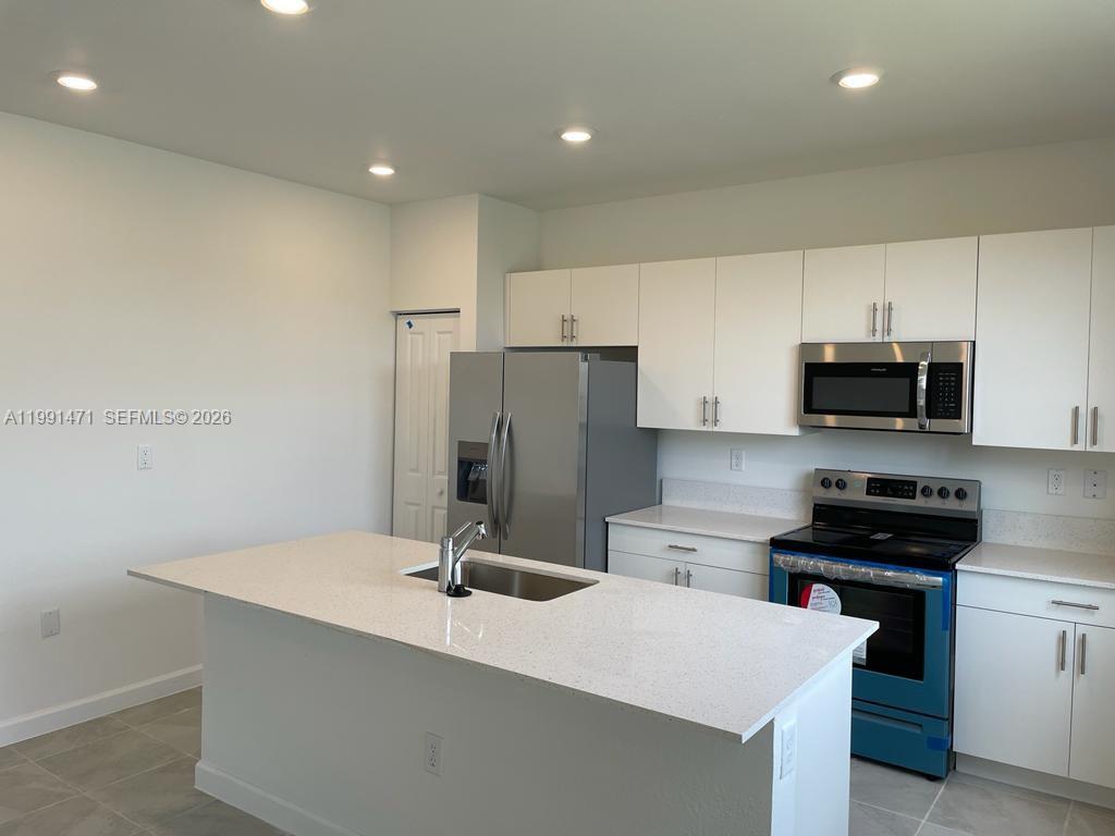 10013 SW 231 LN, Miami FL 33190 photo 3