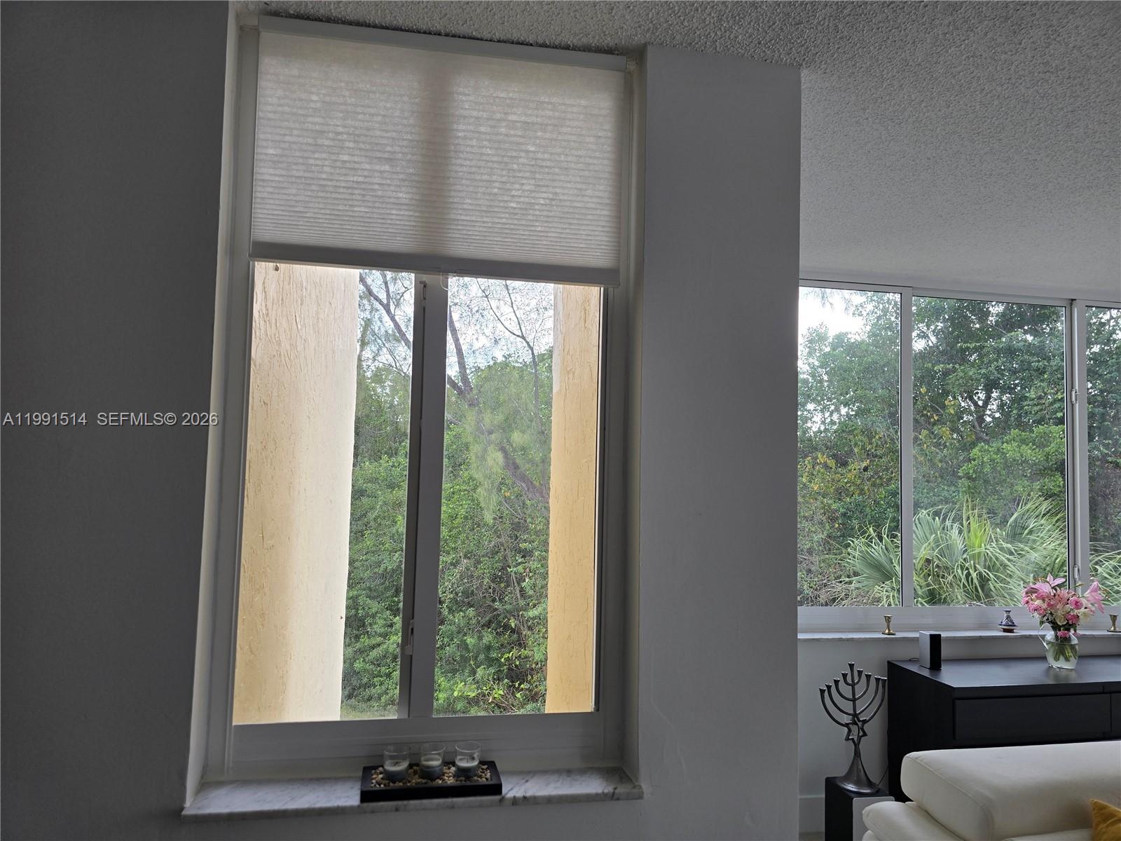17890 W Dixie Hwy # 307, North Miami Beach FL 33160 photo 3