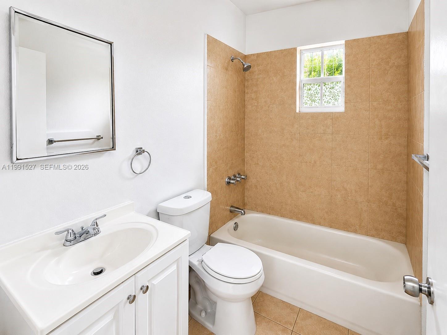 2047 Lincoln Ave # 4, Opa-Locka FL 33054 photo 3