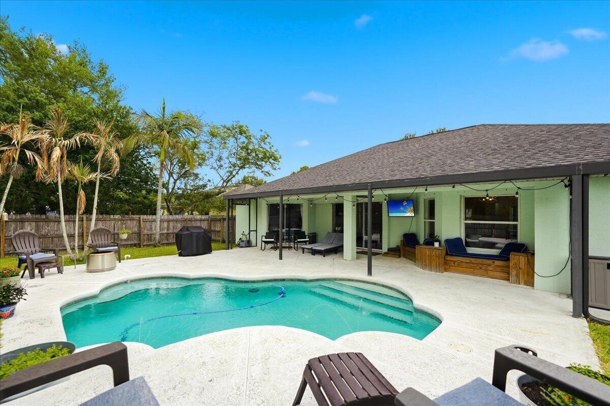 314 SW Kestor Drive, Port St. Lucie FL 34953 photo 3
