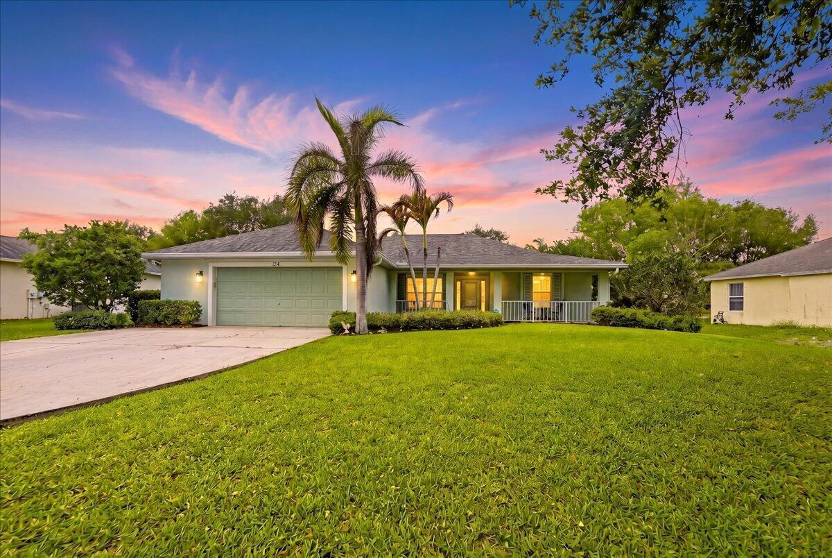 314 SW Kestor Drive, Port St. Lucie FL 34953