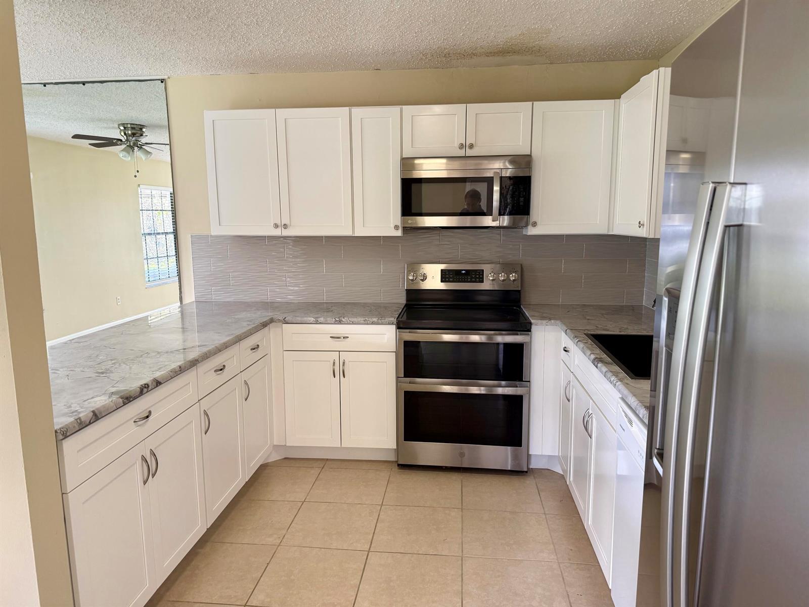 1611 Laurel Leaf Lane # B, Fort Pierce FL 34950 photo 2