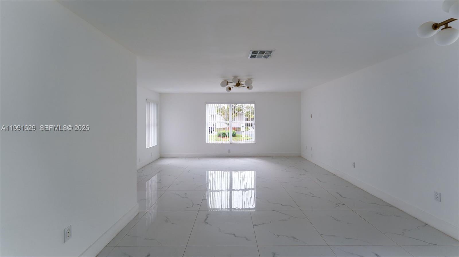 22226 SW 98th Pl, Cutler Bay FL 33190 photo 5