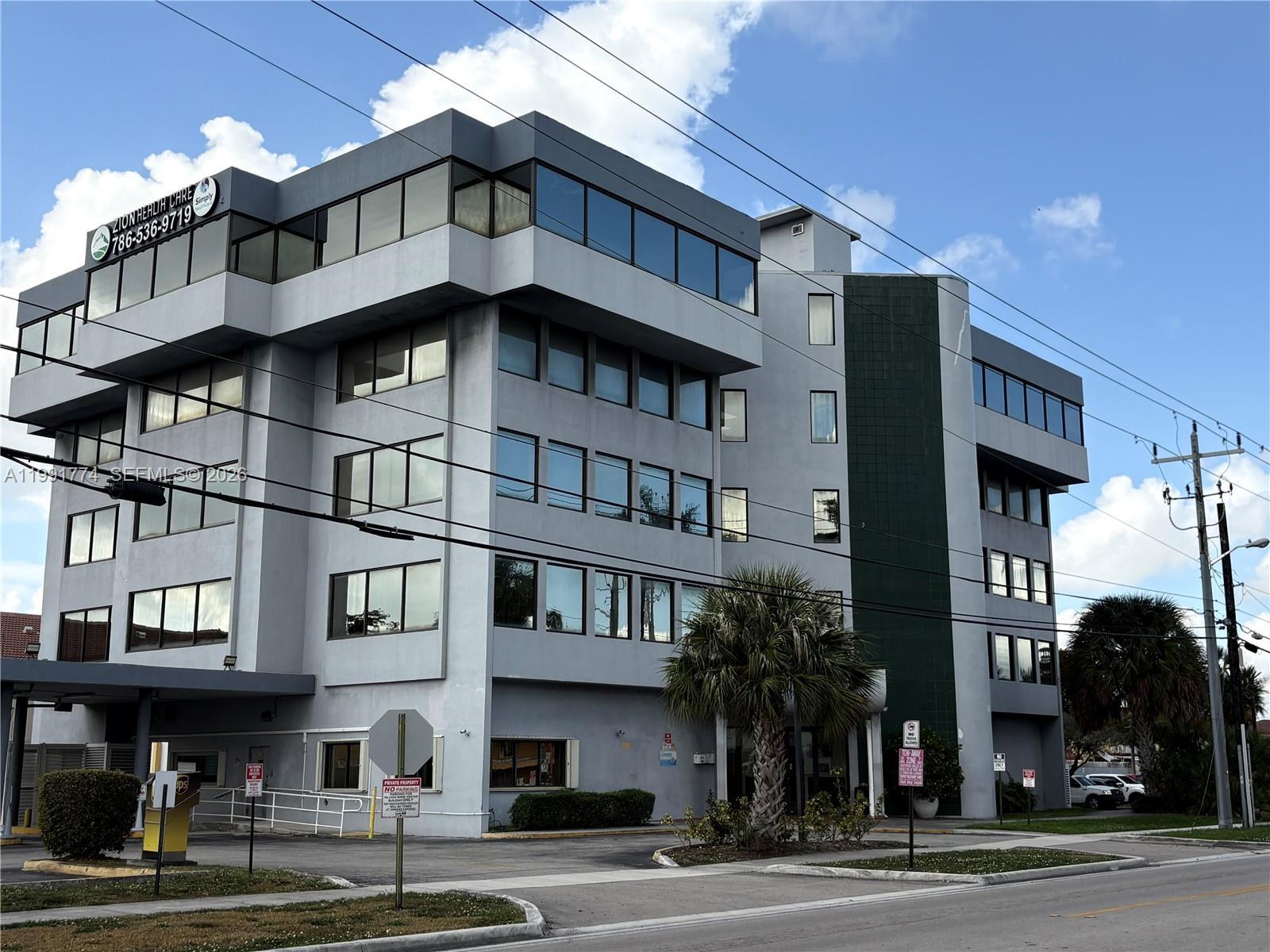 2100 W 76th St # 210, Hialeah FL 33016