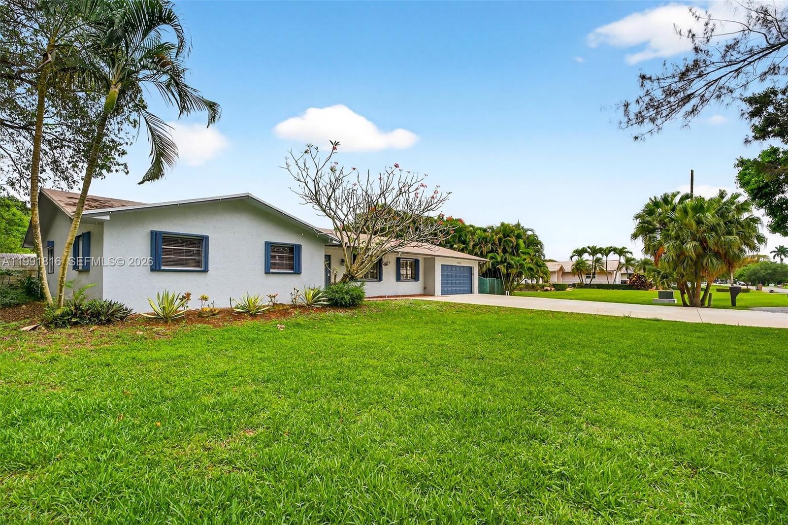 2600 SW 154th Ln, Davie FL 33331 photo 4