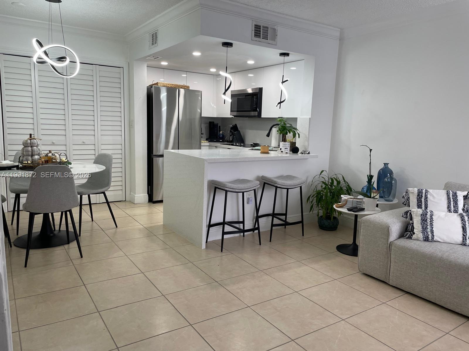 8675 NW 5th Ter # 204, Miami FL 33126