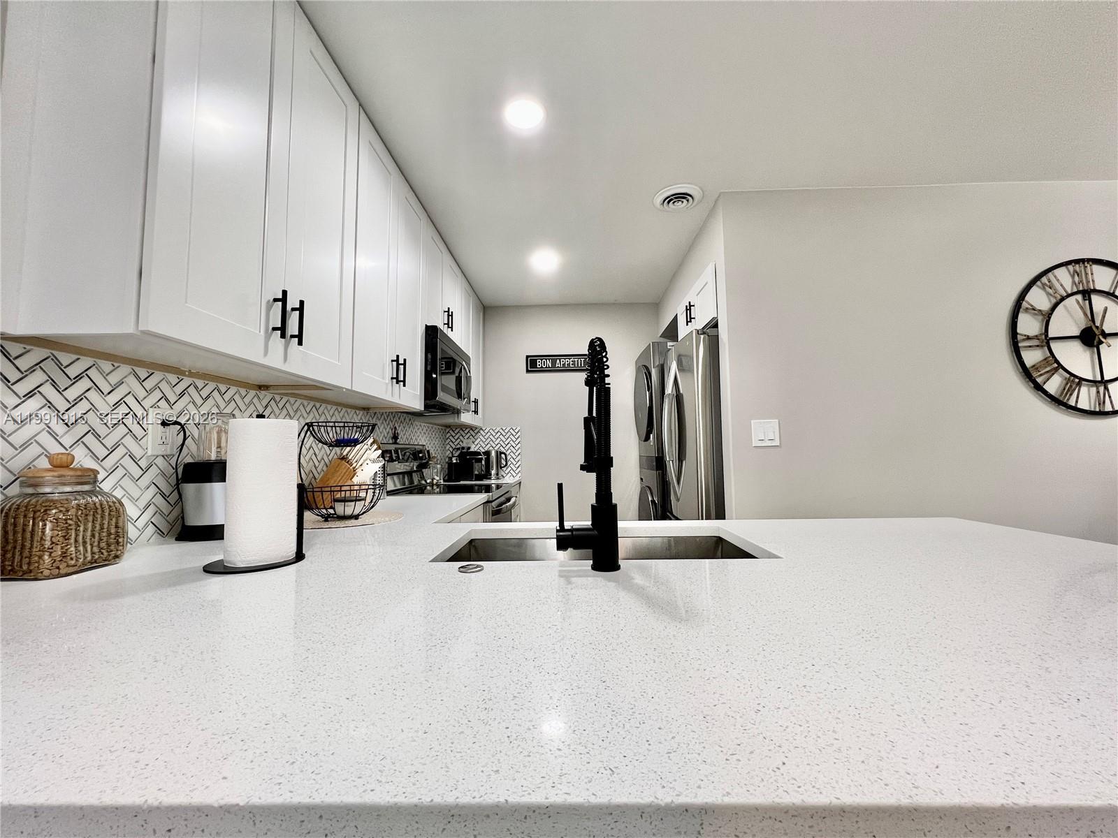 10019 Winding Lake Rd # 202, Sunrise FL 33351 photo 3