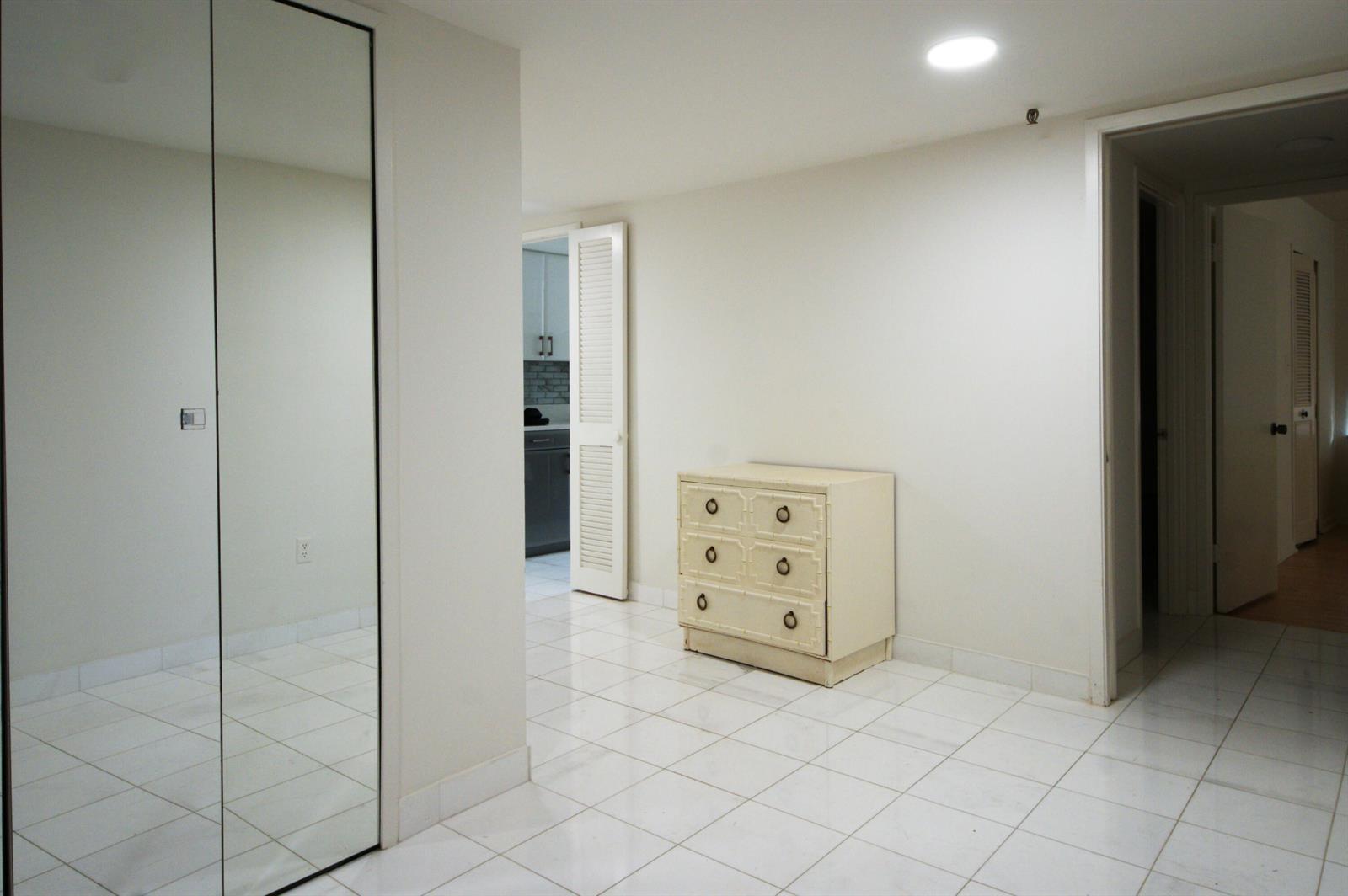 2450 Presidential Way # 208, West Palm Beach FL 33401 photo 3